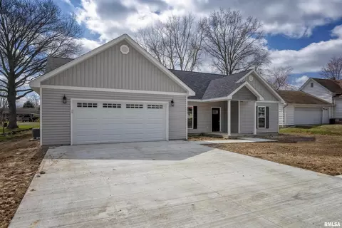 405 E Reeves St, Marion, IL 62959 photo 3