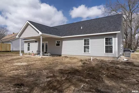 405 E Reeves St, Marion, IL 62959 photo 23