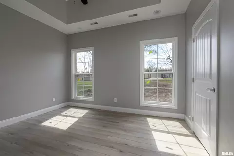 405 E Reeves St, Marion, IL 62959 photo 9