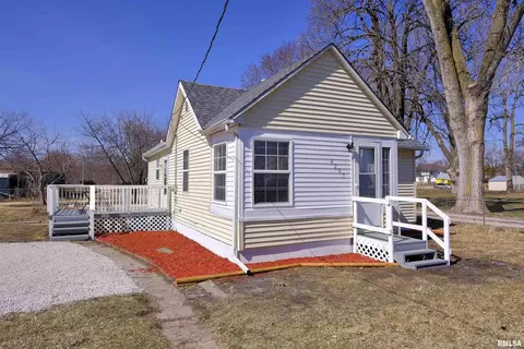 4209 15th St, Moline, IL 61265 photo 1