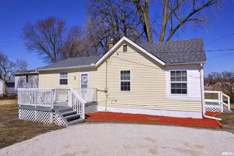 4209 15th St, Moline, IL 61265 photo 2