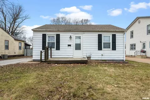 224 5th St E, Milan, IL 61264 photo 1