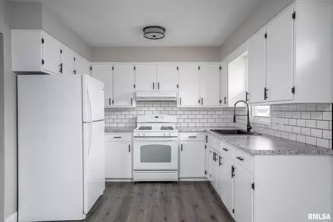 3601 14th Ave, Moline, IL 61265 photo 5