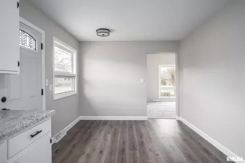 3601 14th Ave, Moline, IL 61265 photo 6