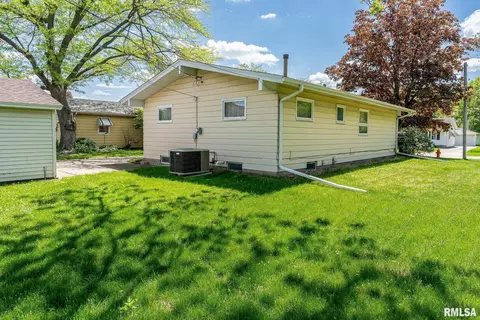 3601 14th Ave, Moline, IL 61265 photo 20