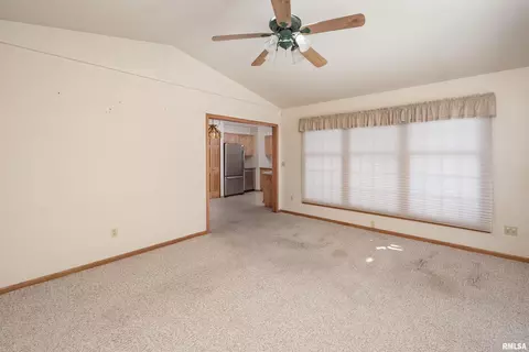 411 10th Ave, Hampton, IL 61256 photo 16
