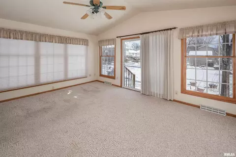 411 10th Ave, Hampton, IL 61256 photo 14