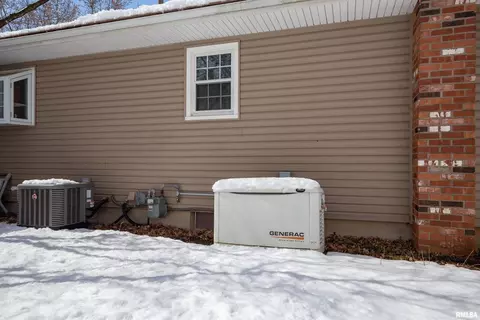 411 10th Ave, Hampton, IL 61256 photo 35