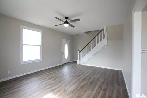 1858 3rd St, Moline, IL 61265 photo 11