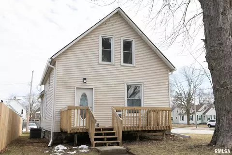 1858 3rd St, Moline, IL 61265 photo 3