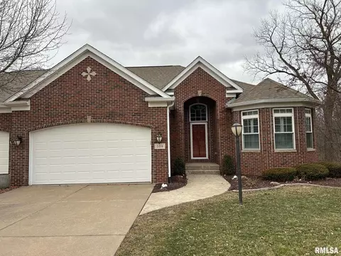 104 W 6th Ave #3, Coal Valley, IL 61240