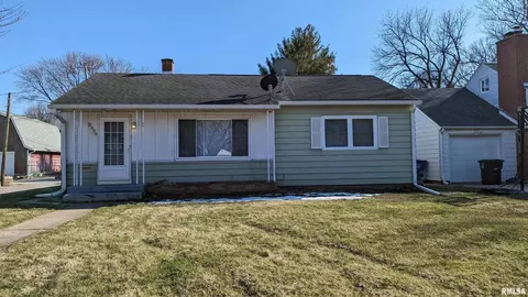2330 15th Ave, Moline, IL 61265 photo 1