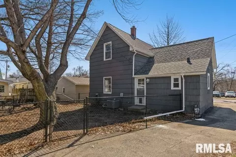 845 32nd Ave, Moline, IL 61265 photo 32