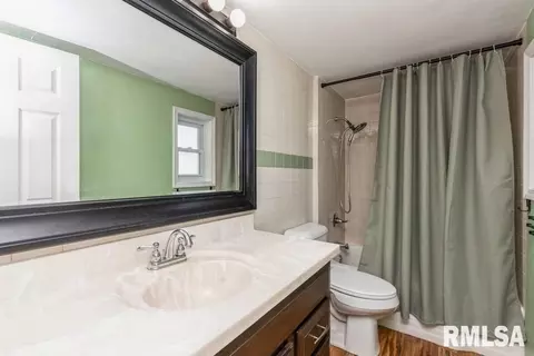 845 32nd Ave, Moline, IL 61265 photo 15