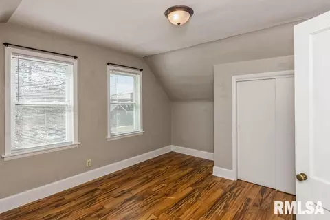 845 32nd Ave, Moline, IL 61265 photo 17