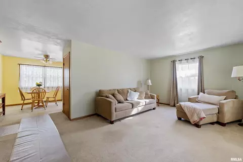 4713 19th Ave, Moline, IL 61265 photo 9
