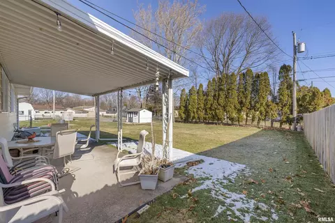 4713 19th Ave, Moline, IL 61265 photo 3