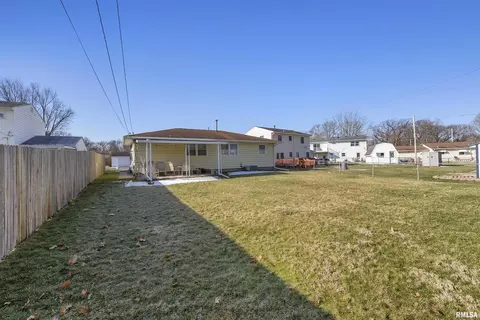 4713 19th Ave, Moline, IL 61265 photo 4