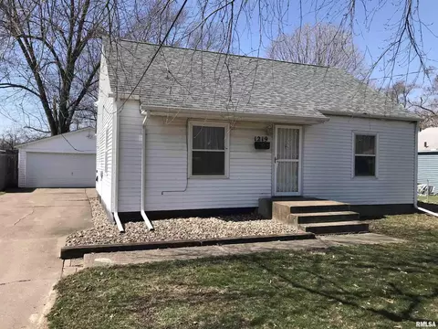 1219 49th St, Moline, IL 61265 photo 1