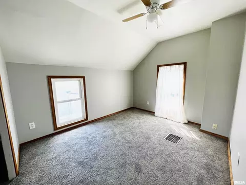 2401 15th St, Moline, IL 61265 photo 13