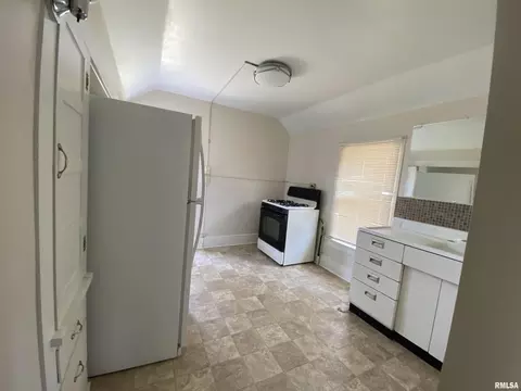 1717 16th Ave, Moline, IL 61265 photo 13