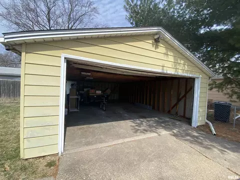 1717 16th Ave, Moline, IL 61265 photo 7