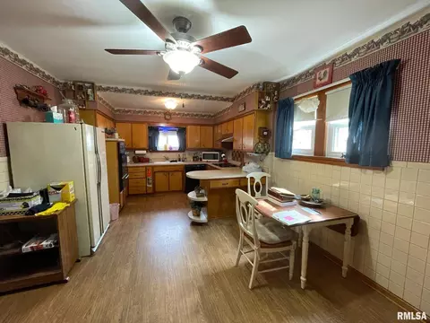 1838 2nd St, Moline, IL 61265 photo 6
