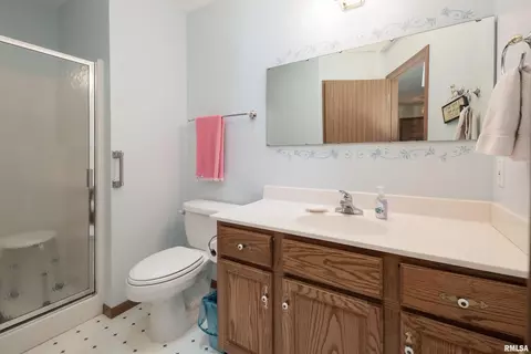 2610 38th St, Moline, IL 61265 photo 21
