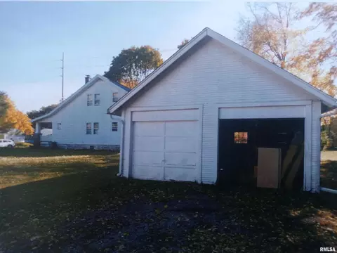 2609 4th St, Moline, IL 61265 photo 4