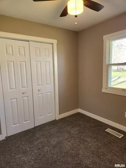 308 Red Bud St, Payson, IL 62360 photo 16