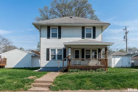 1110 E Colorado St, Davenport, IA 52803