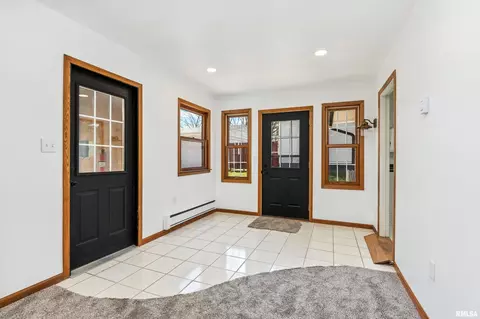 1106 Madison Ave, Kewanee, IL 61443 photo 4