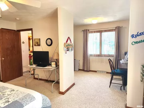 906 13th St, Orion, IL 61273 photo 13