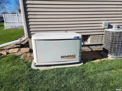 906 13th St, Orion, IL 61273 photo 34