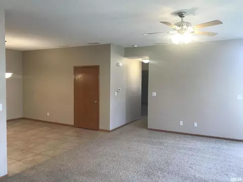 18 Cherry Hill Ct, Hampton, IL 61256 photo 6