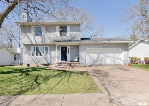 504 N 6th St, Eldridge, IA 52748 photo 1