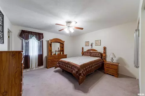 103 Chase Ln, Marion, IL 62959 photo 11