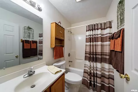 103 Chase Ln, Marion, IL 62959 photo 13