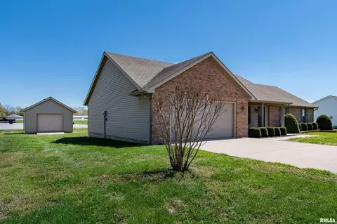 103 Chase Ln, Marion, IL 62959 photo 4
