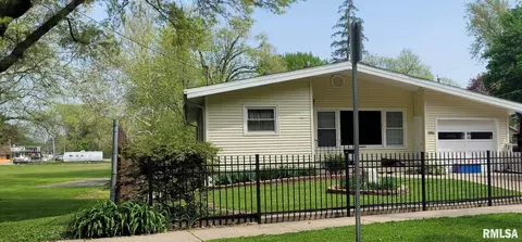 4637 5th Ave, Moline, IL 61265