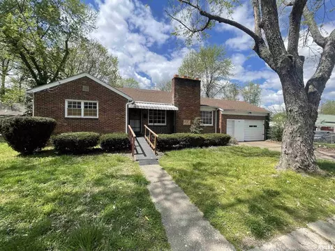 100 S Gray St, Marion, IL 62959 photo 1