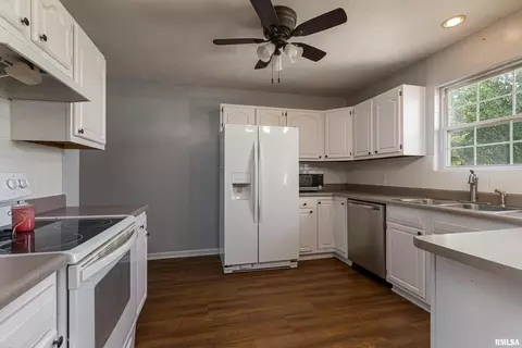 1414 E Willow Dr, Marion, IL 62959 photo 20