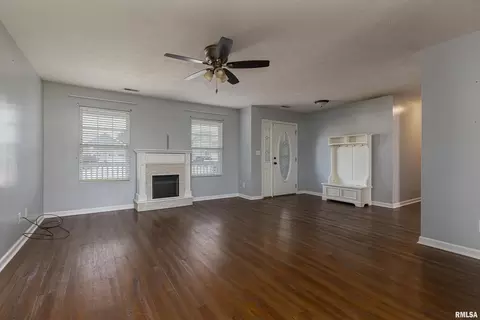 1414 E Willow Dr, Marion, IL 62959 photo 10