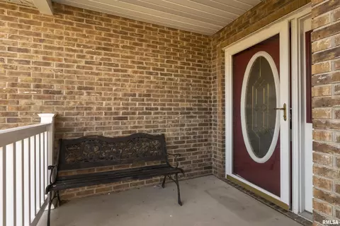 1414 E Willow Dr, Marion, IL 62959 photo 29