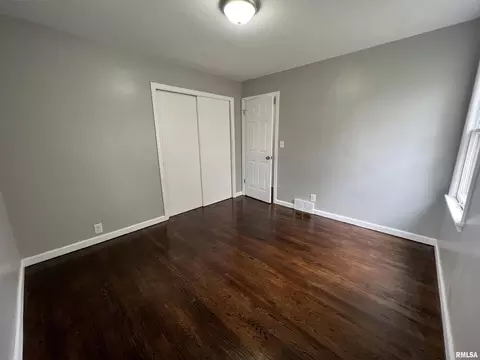 532 28th Ave, Moline, IL 61265 photo 5