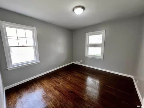 532 28th Ave, Moline, IL 61265 photo 4