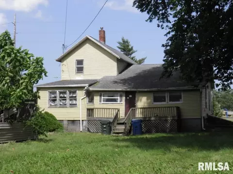 915 Oregon St, Muscatine, IA 52761