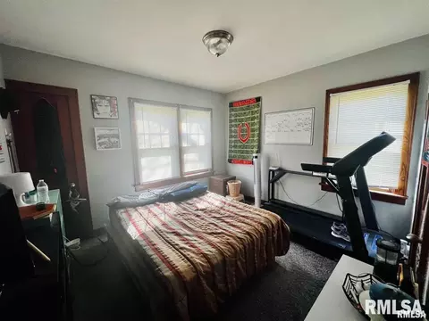 3803 26th St, Moline, IL 61265 photo 8