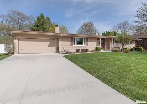 3614 76th St, Moline, IL 61265 photo 1