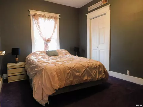 231 43rd St, Moline, IL 61265 photo 6